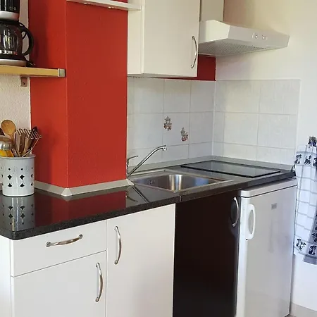 Ginkgo 4 By Interhome Apartman Banjole